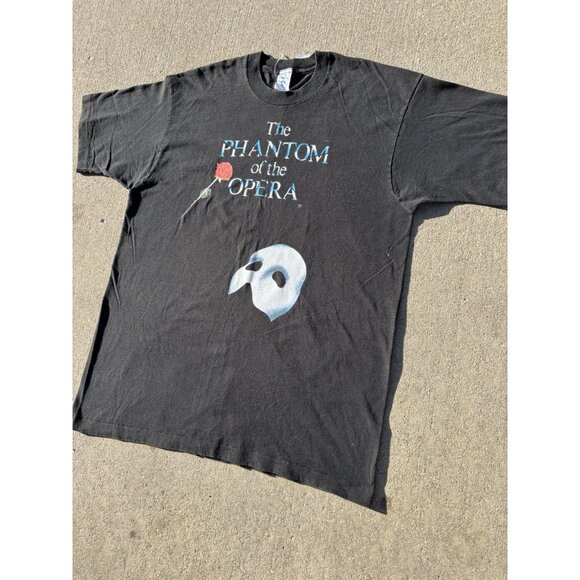 90’s The Phantom Of The Opera Graphic T Shirt Faded - Picture 3 of 7